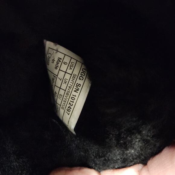 Pre-owned UGG Kristin black suede classic boots size 9 - Picture 9 of 10